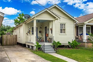2544 Gladiolus St, New Orleans, LA 70122