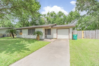 606 Roosevelt St, La Marque, TX 77568