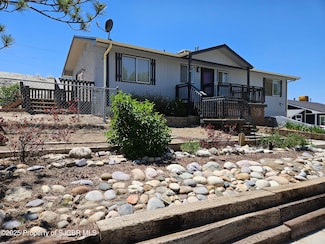 926 Mountain View Dr, Aztec, NM 87410