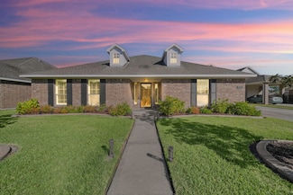 6603 Texoma Dr, Manvel, TX 77578