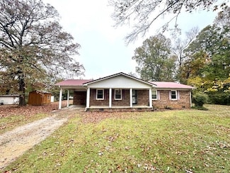245 Andrews Ln, Savannah, TN 38372