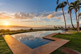 85 Lau Awa Place, Lahaina, HI 96761