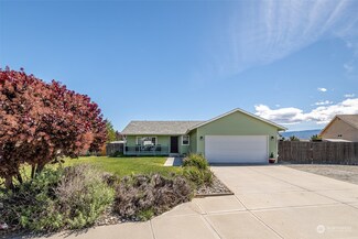 2442 Canyon Hills Dr, East Wenatchee, WA 98802