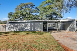 4301 Big Bend Ave, Port Arthur, TX 77642
