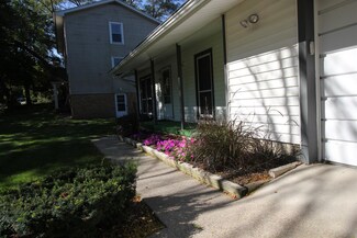 1621 Peach St, Ann Arbor, MI 48105