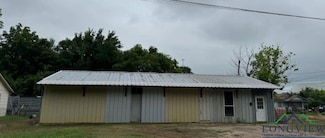 418 E Ragley St, Henderson, TX 75654