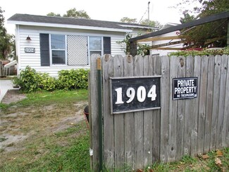 1904 8th Ave W, Palmetto, FL 34221