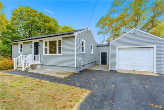 1851 W Shore Rd, Warwick, RI 02889