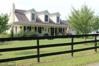 1962 Hummingbird Ln, Capon Bridge, WV 26711