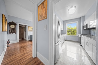 45-08 40th St Unit F32, Sunnyside, NY 11104