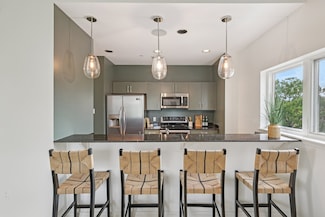 1101 18th Ave S Unit 401, Nashville, TN 37212