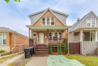 6137 W Giddings St, Chicago, IL 60630