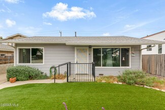 39 Holt St, Ventura, CA 93001