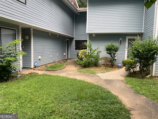 8596 Creekwood Way, Jonesboro, GA 30238