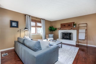 5038 Deeds Rd SW, Granville, OH 43023