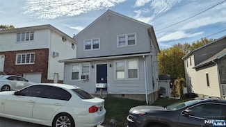 11 Woodrow Ave, Woodland Park, NJ 07424