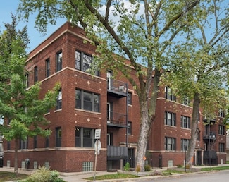 1714 W Grace St Unit 2W, Chicago, IL 60613