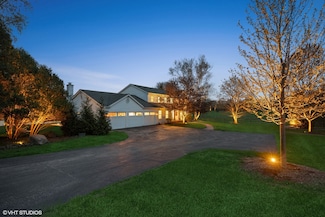 59 Ridge Rd, Barrington, IL 60010