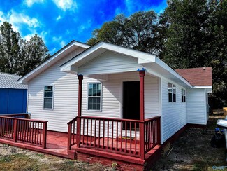 1217 Wilbanks Ave, Gadsden, AL 35903