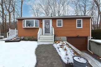 61 Sawyer Ave, Swansea, MA 02777