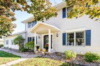 1346 Red Cedar Ct, Onalaska, WI 54650