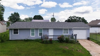 407 N 11th St, de Soto, MO 63020