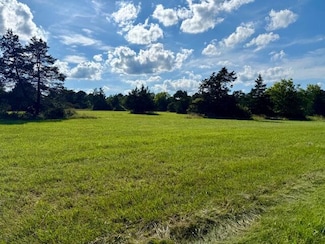 000 Edgmond Dr, Hartshorn, MO 65479