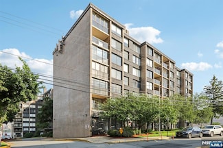 9060 Palisade Ave Unit 511, North Bergen, NJ 07047