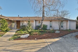 742 Fairway Ct, Ashland, OR 97520