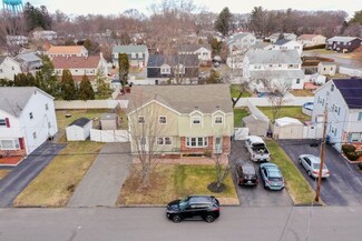 15 Debbie Ln, Lawrence, MA 01843