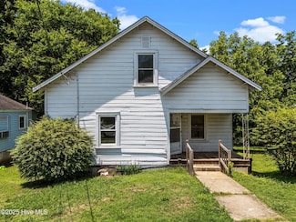312 W Front St, Oxford, NC 27565