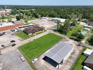 285 Wilson St, Vidor, TX 77662