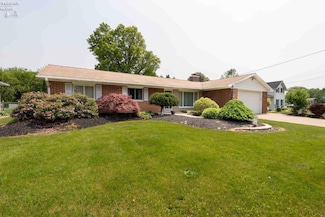 642 W Maple St, Clyde, OH 43410