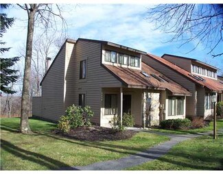1558 Snowfield Dr, Hidden Valley, PA 15502