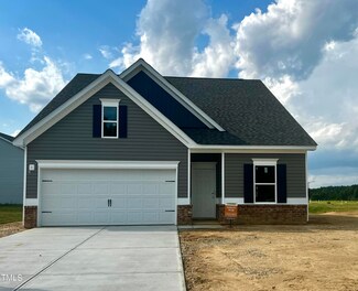 1909 Fireside Ln, Fayetteville, NC 28312