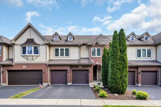 1641 Pauline Cir Unit 2, Mundelein, IL 60060