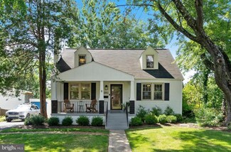 2912 Rogers Dr, Falls Church, VA 22042