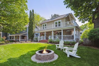 156 Lake St, Excelsior, MN 55331
