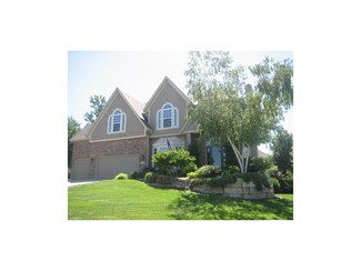 3005 SW 12th St, Lees Summit, MO 64081