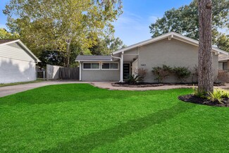 5403 Manor Creek Ln, Houston, TX 77092