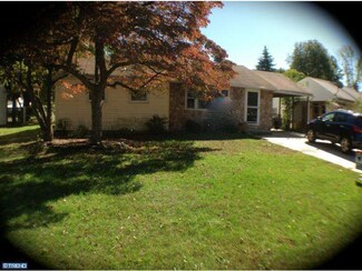 6 Grenlynne Dr, Grenloch, NJ 08032