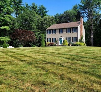 1060 Rocky Woods St, Taunton, MA 02780