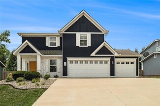 6213 W 22nd Ct, Lawrence, KS 66049
