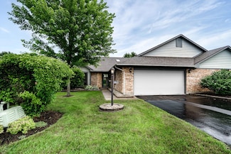 1911 Wedgewood Cir, Springfield, OH 45503