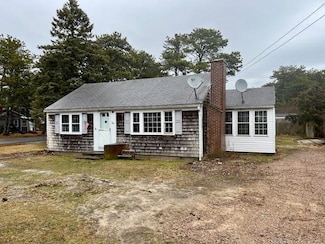 6 Elliot Dr, West Dennis, MA 02670