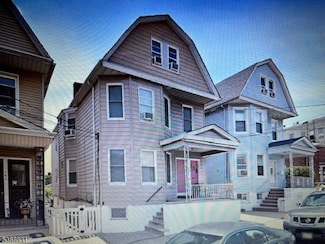 164 Wilson Ave, Kearny, NJ 07032