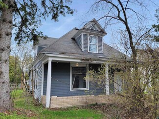 429 Chestnut Ave, Carlton, MN 55718