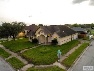 4731 Larkspur Dr, Brownsville, TX 78526