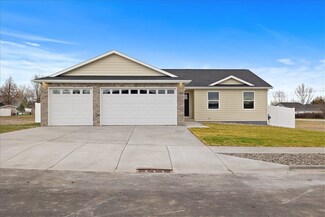 1013 Rochelle Dr, Laurel, MT 59044