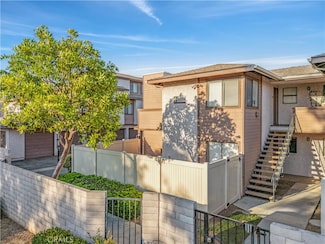 1339 Massachusetts Ave Unit 101, Riverside, CA 92507